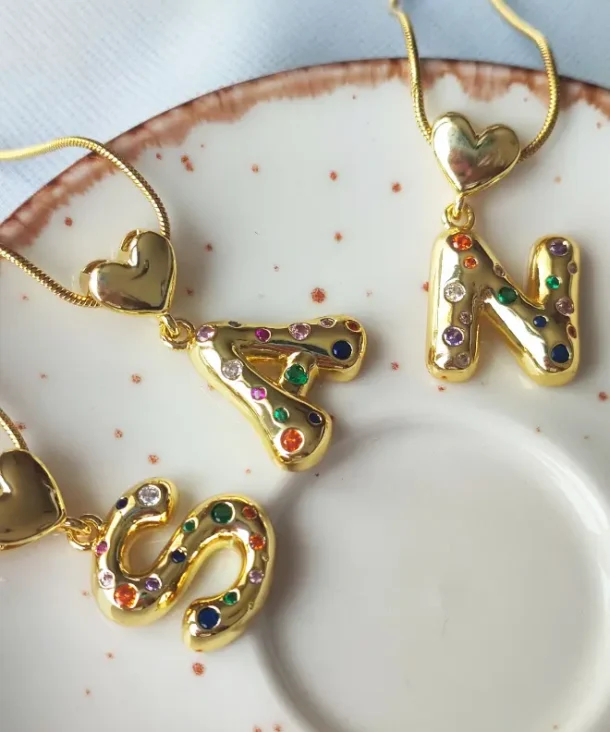 Renkli Taşlı Bombe Harf Kolye